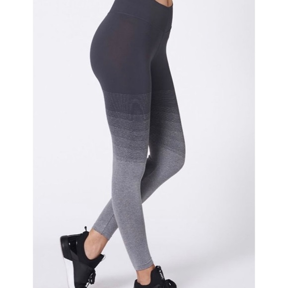 Nux Fifty Shades Legging in Slate - Picture 3 of 15